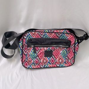 GO SAC (New!) Multi-Colored Aztec‎ Design Crossbody